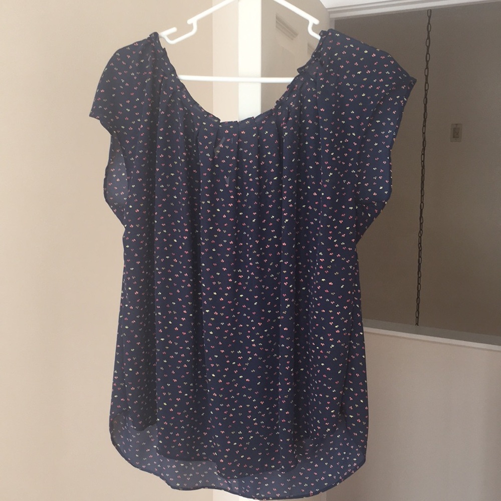 Navy top